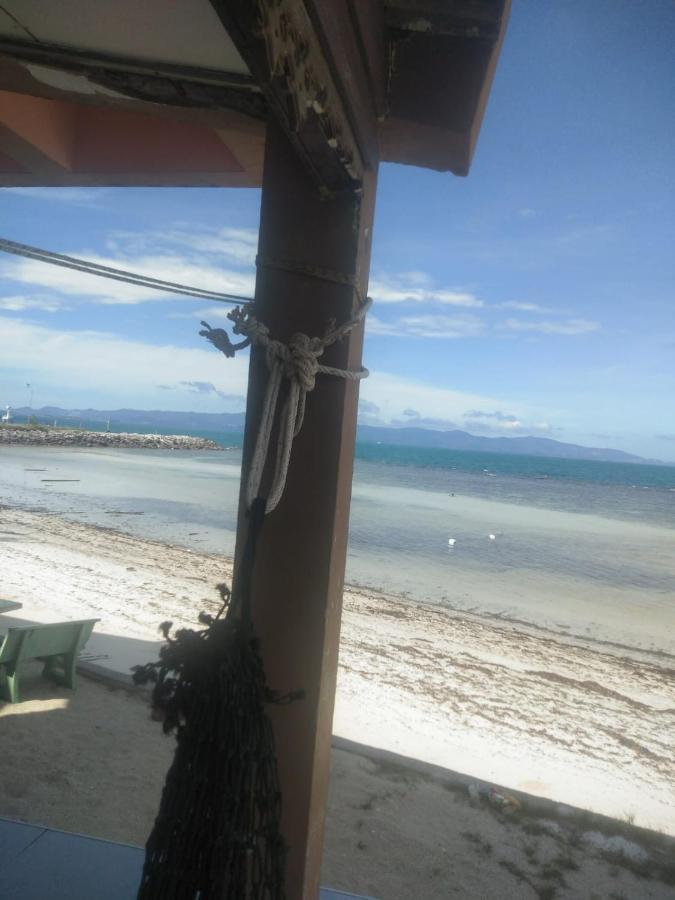 Charung Beach Haad Rin Exteriör bild