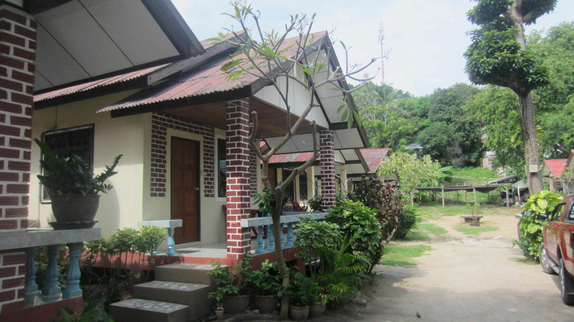 Charung Beach Haad Rin Exteriör bild