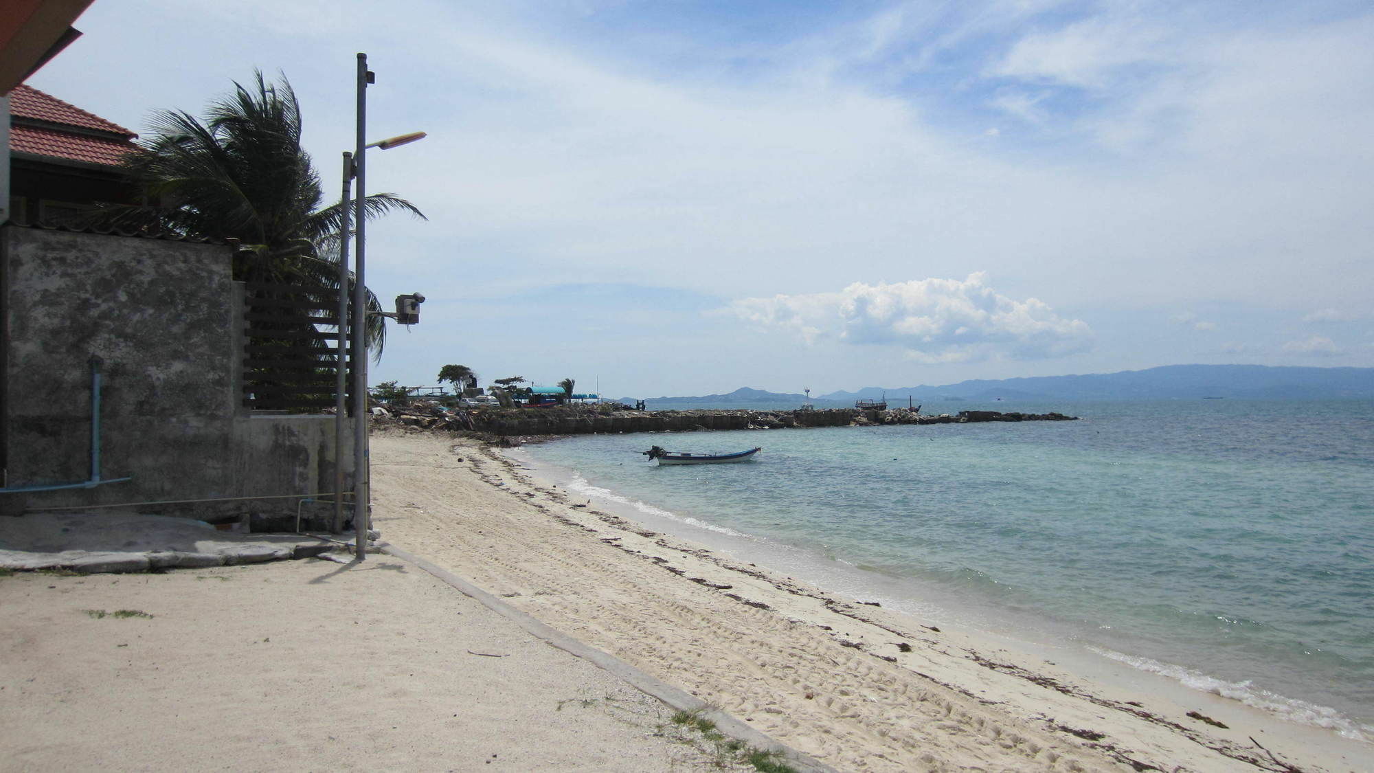 Charung Beach Haad Rin Exteriör bild